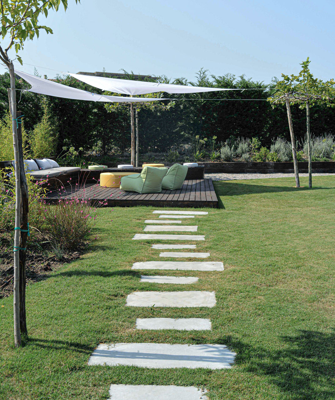 DMV1 Summer House